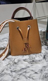 Louis Vuitton  Néonoé Neo Noe MM Monogram M44887 Caramel Brown