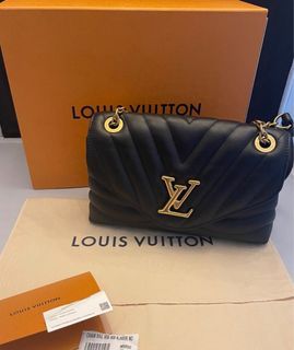 Shop Louis Vuitton Louis Vuitton New Wave Chain Bag Mm (M58550) by