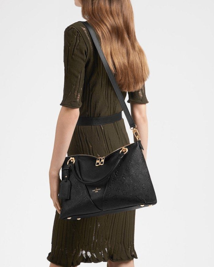 Louis vuitton v discount tote mm empreinte
