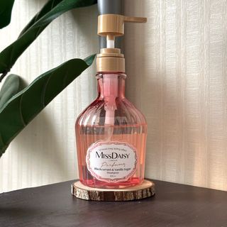Miss Daisy French Perfume Shampoo in Blackcurrant & Vanilla