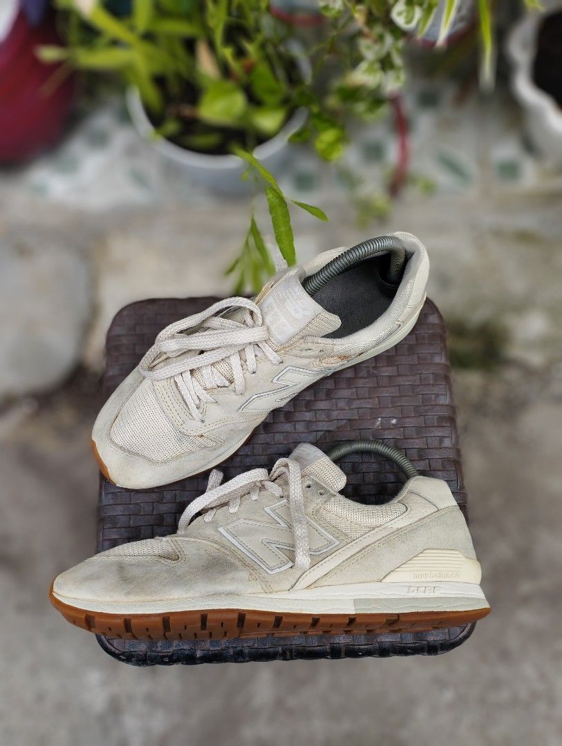 New Balance 996 Cream