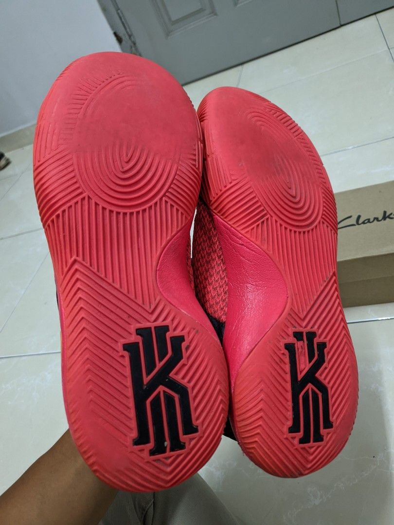 Kyrie 4 inferno store