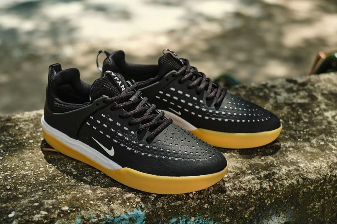 J1 sb top lakers