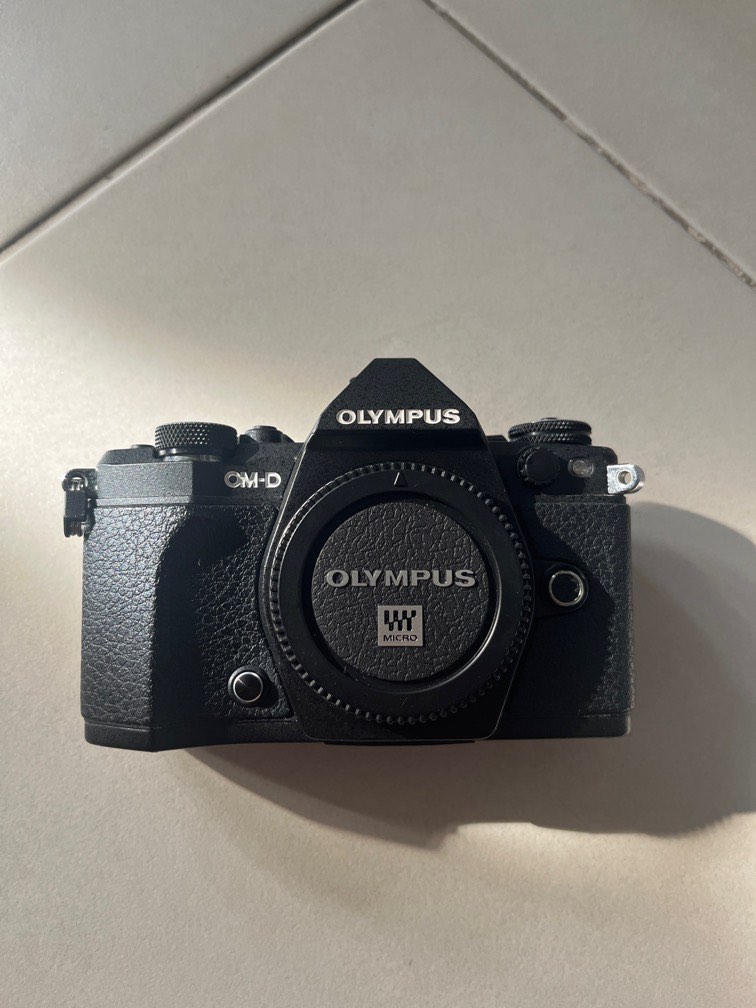 Oculare Olympus Ep-11 per fotocamera OM-D E-M5 originale Giappone Oculare Olympus Ep-11 per fotocamera OM-D E-M5 originale Giappone