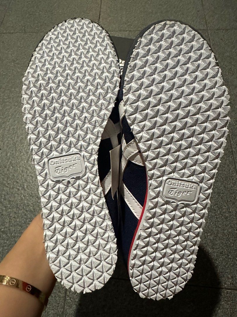 Onitsuka Tiger slip-on sneakers size US 2.0 (Category: Babies & Kids Fashion) located in Singapore. Submitted by adca0807 (Listing ID 1266739132, Image 3). Description: Brand new pairs of sneakers with box and tag. Size: EUR 33.5 / US 2 / UK 1 / JPN 21.