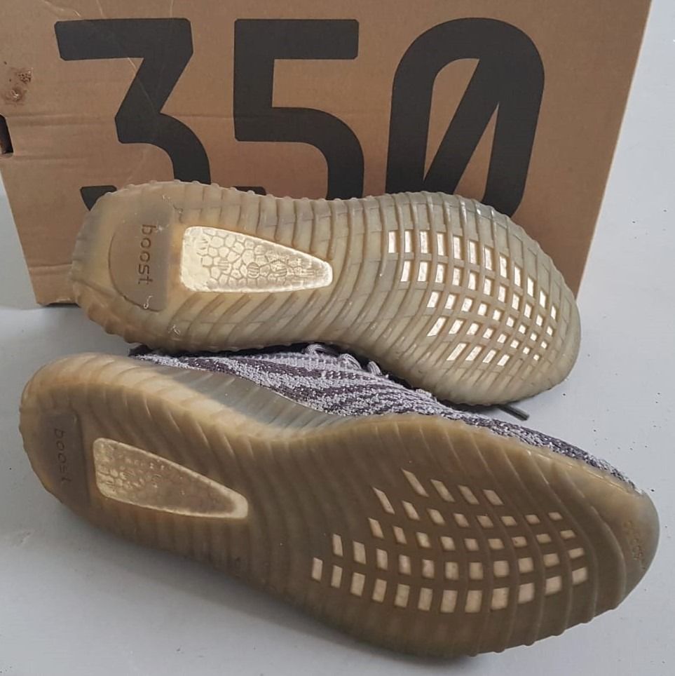 Original Adidas Yeezy Boost 350 V2 Sneakers Beluga 2.0 US 10 UK