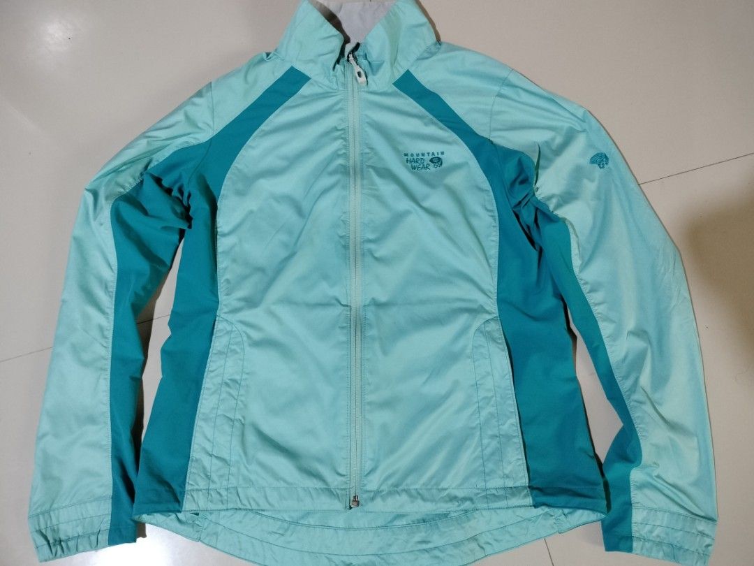 Outdoor gear, Women's Fashion, Coats, Jackets and Outerwear on Carousell