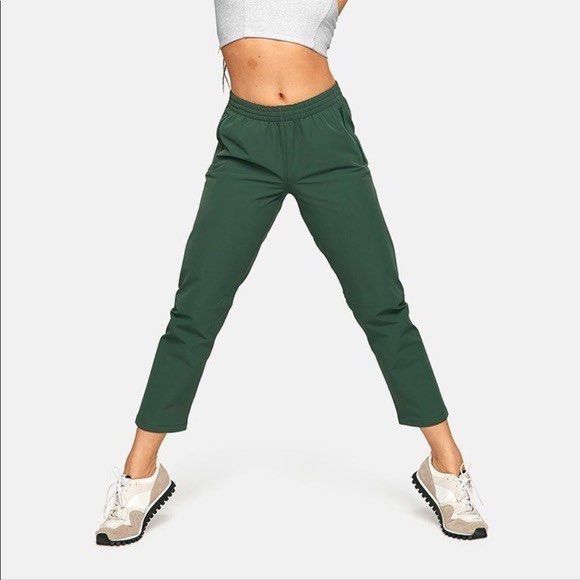 Outdoor voices rectrek pant in hunter (colour discontinued), Women's  Fashion, Activewear on Carousell