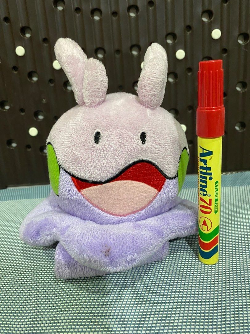 Goomy plush deals