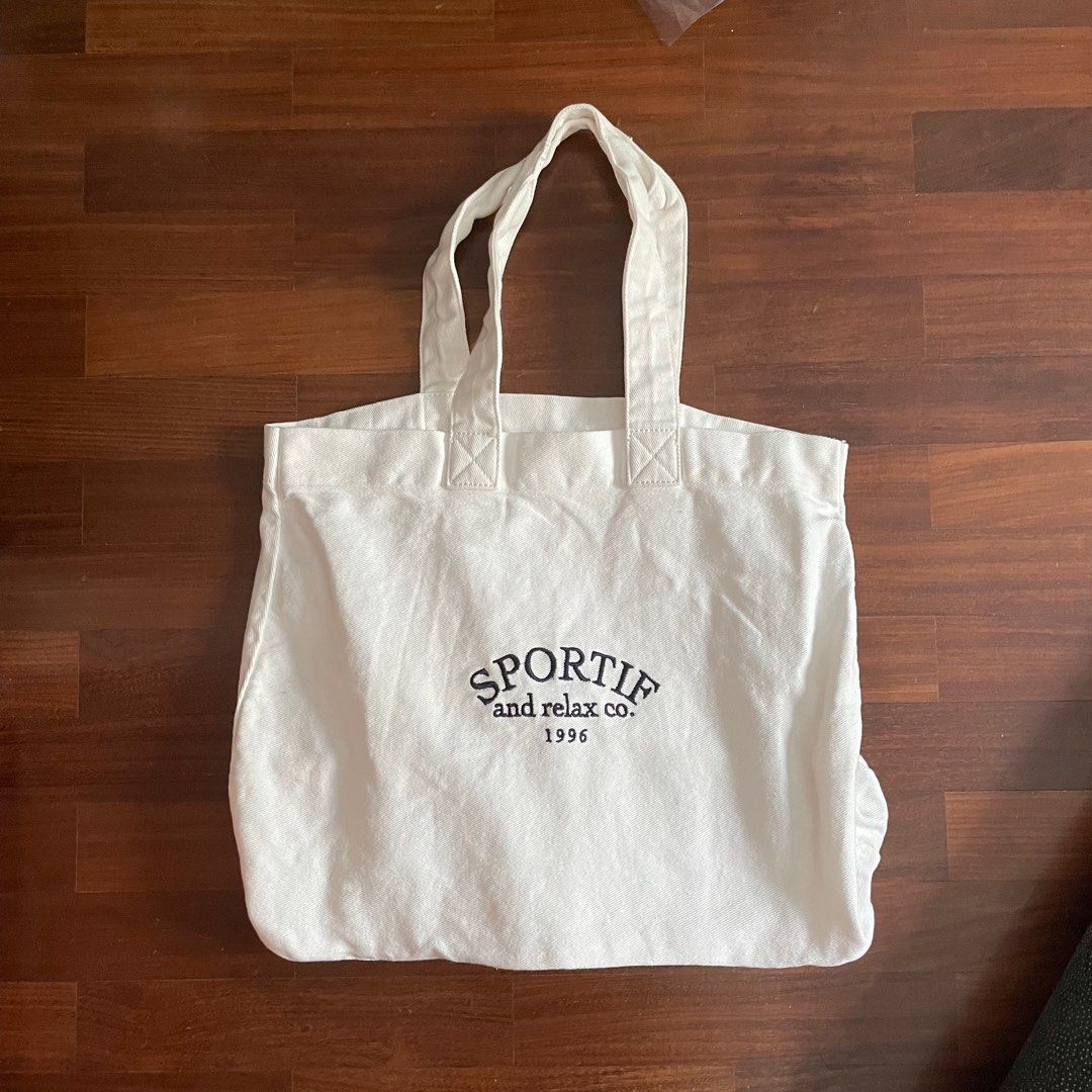White beach tote online