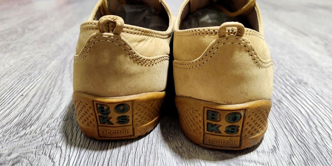 Reebok leather clearance walking shoes