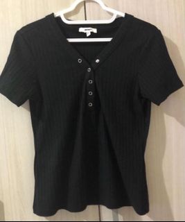 (Category: ) located in . Submitted by thriftaddictco (Listing ID 1266667406, Image 1). Description: .