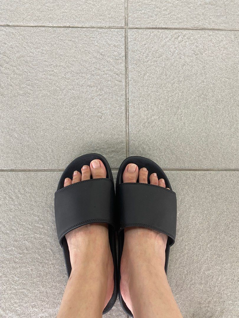 Sketchers outlet leather sandals
