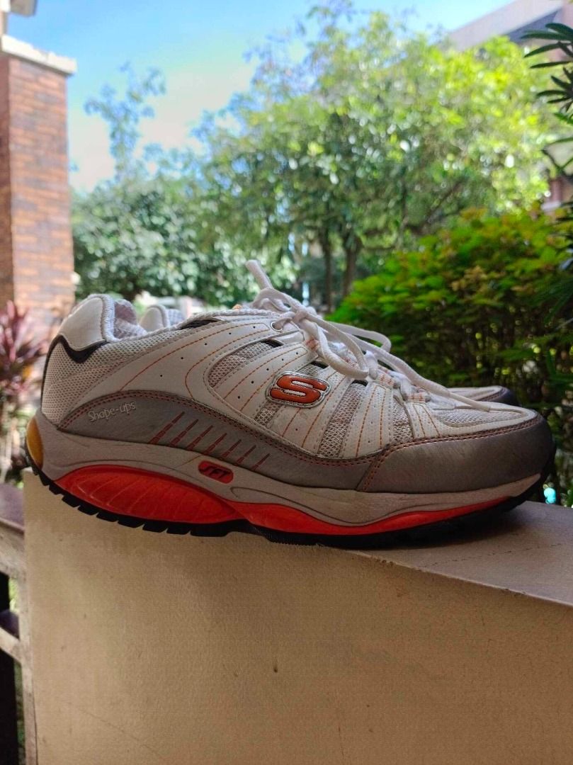 Ups skechers discount on sale