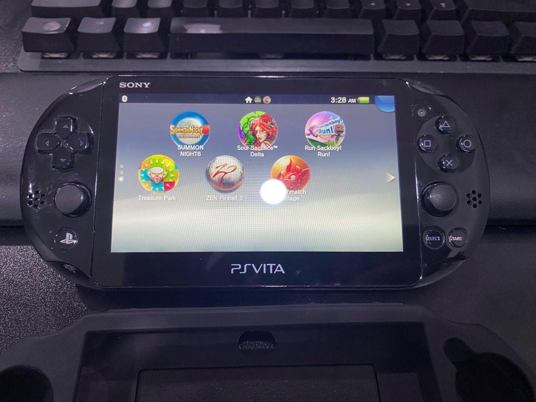 SONY PS VITA 2000 (BLACK) 8GB, Video Gaming, Video Game Consoles