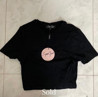 (Category: ) located in . Submitted by sellingxinclothes (Listing ID 1265517031, Image 1). Description: .