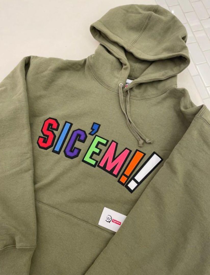 Supreme WTAPS Sic'em! Hooded Sweatshirt Light Olive, 男裝, 上身及