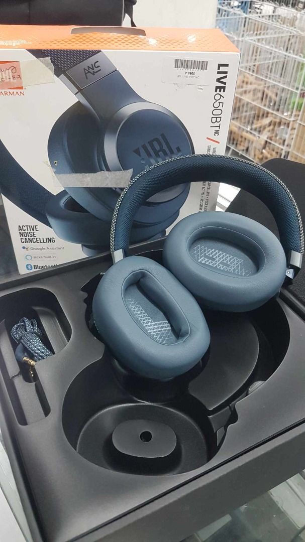 JBL Live 650BT NC Audio Headphones Headsets on Carousell