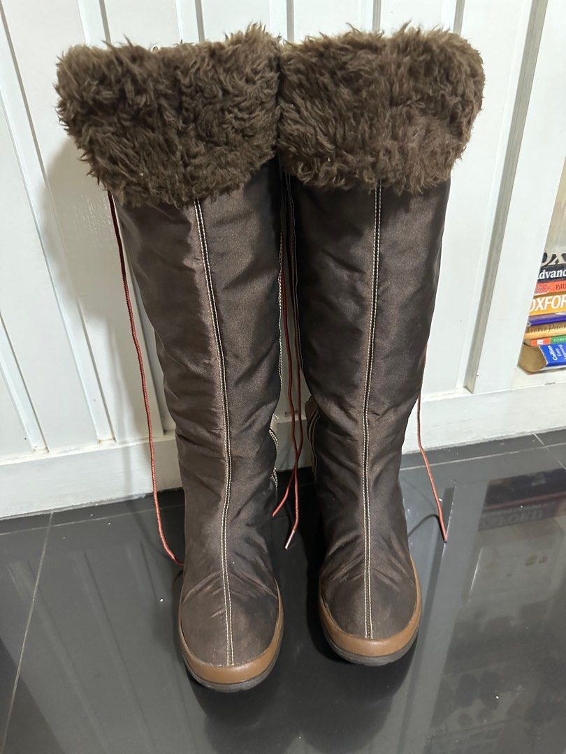 Timberland knee high store boots with fur