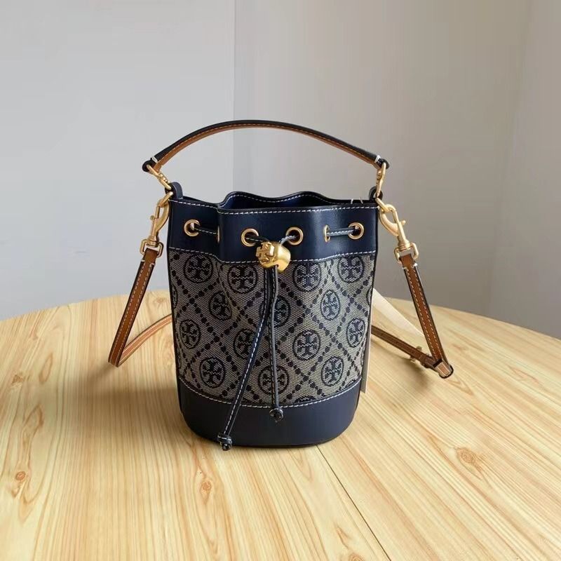 Tory burch discount drawstring bucket bag