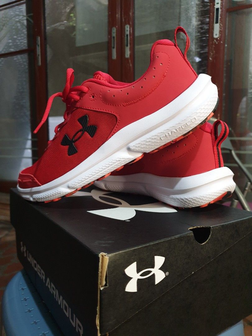 Under Armour Charged Assert 10, Men's Fashion, Footwear, Sneakers on  Carousell