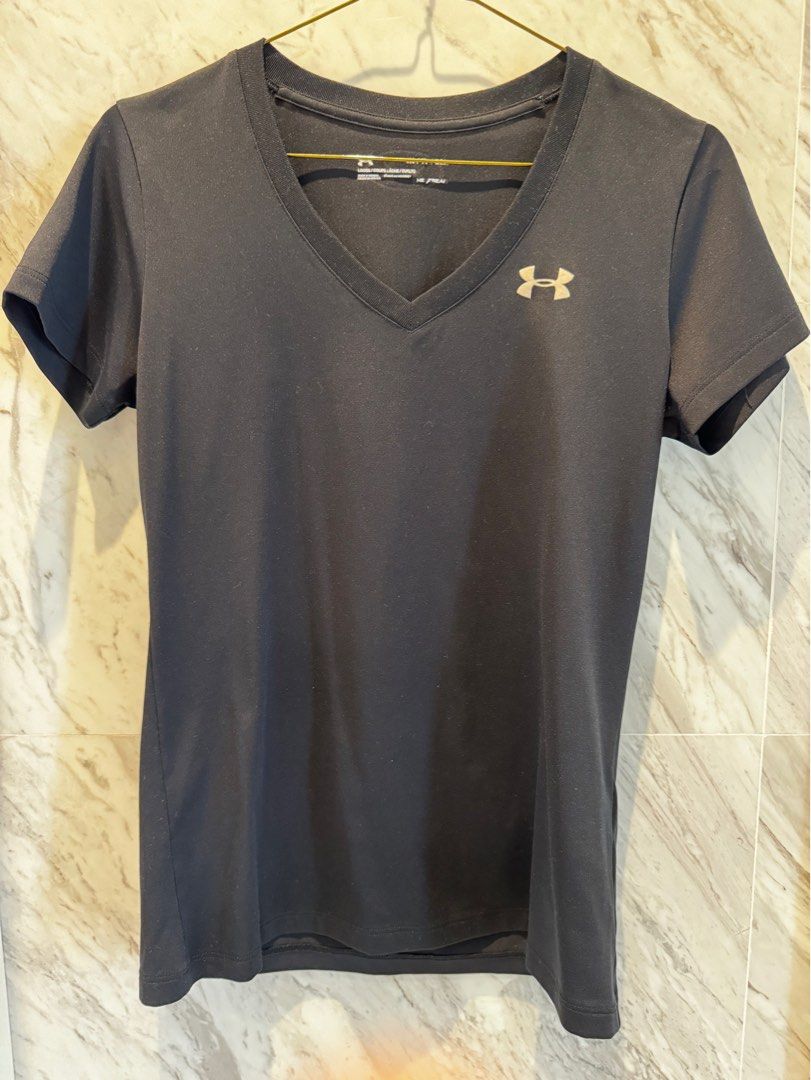 Under armour heat gear loose v neck deals