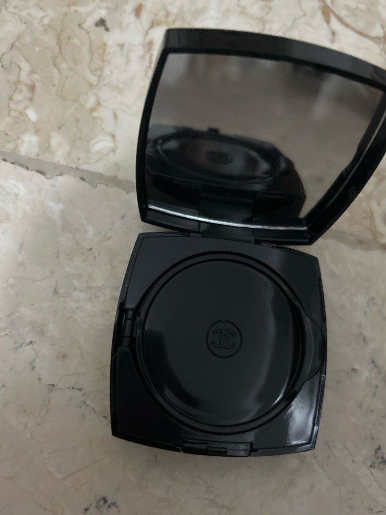 Used up 100% authentic Chanel empty Cushion (Category: Makeup) located in Manila. Submitted by chelseaaudrey (Listing ID 1263589488, Image 3). Description: Authentic Used up the cushion Empty already Functional as mirror/compact Just buy refill Bought from US .