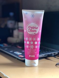Victorias Secret Pink Fresh & Clean Frosted Body Lotion