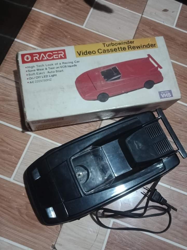 VINTAGE VHS REWINDER AND VHS HEAD CLEANER, Hobbies & Toys, Memorabilia