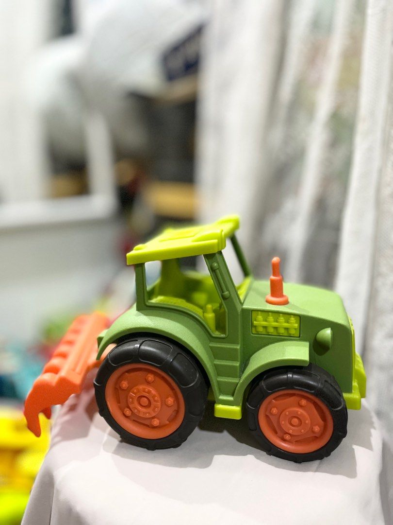 Wonder Wheels by Battat Tractor with rake Hobbies Toys Toys