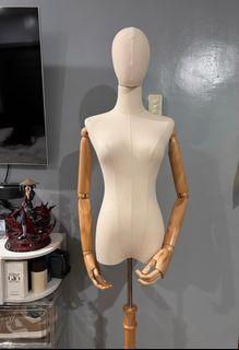 Wood French Mannequin