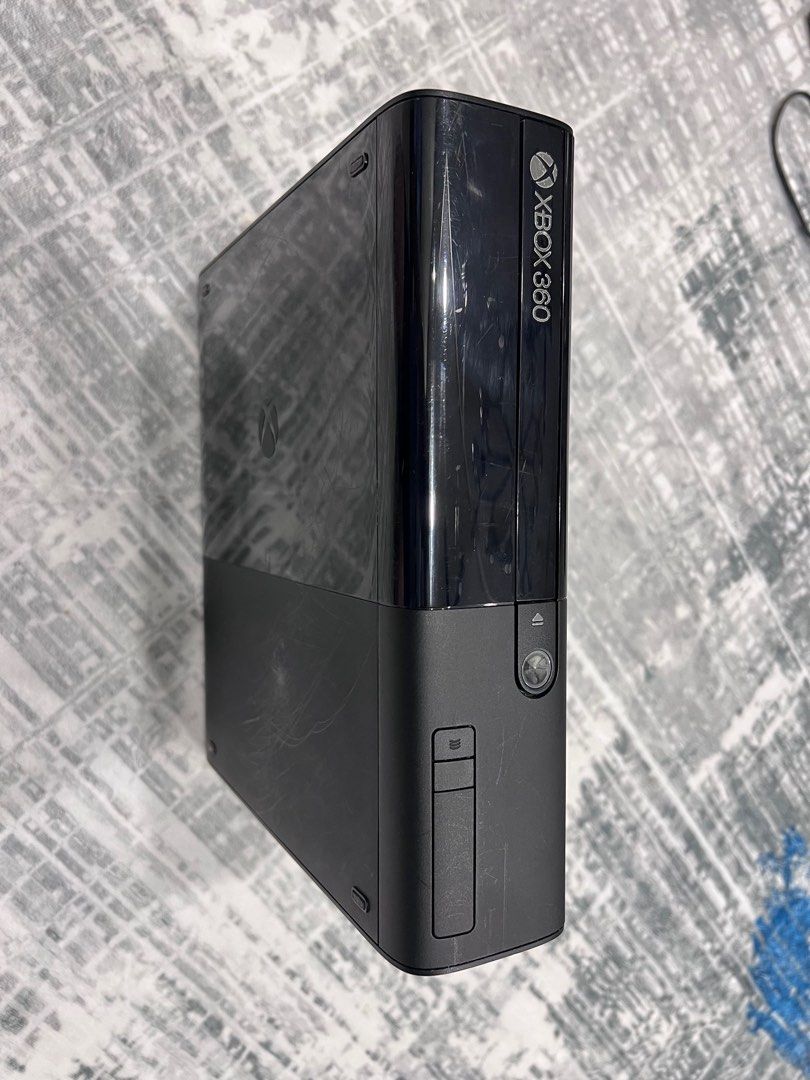 Xbox 360 E jtag + Kinect, Video Gaming, Video Game Consoles, Xbox on Carousell