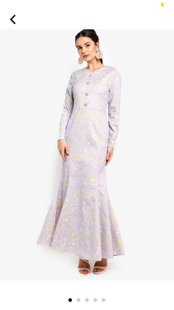 Zalia Embellished Lace Mermaid Dress Size S Women s Fashion