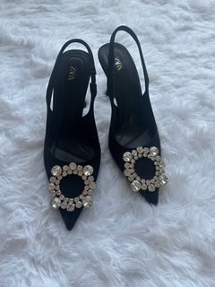 (Category: ) located in . Submitted by charmpreloved (Listing ID 1266813426, Image 1). Description: .