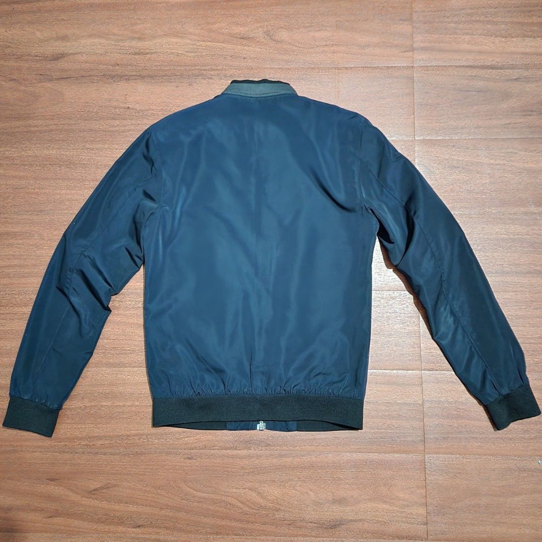 Zara Man Bomber Jacket Small (Category: Coats, Jackets and Outerwear) located in Imus. Submitted by dapperdude (Listing ID 1266764188, Image 3). Description: For sale Zara Man Bomber Jacket Size Small Perfect for office and everyday jacket Perfect look for slim guys Issue is that the jacket has a small tear inside, not noticeable on the outside Negotiable, just send me a pm Thank you!.