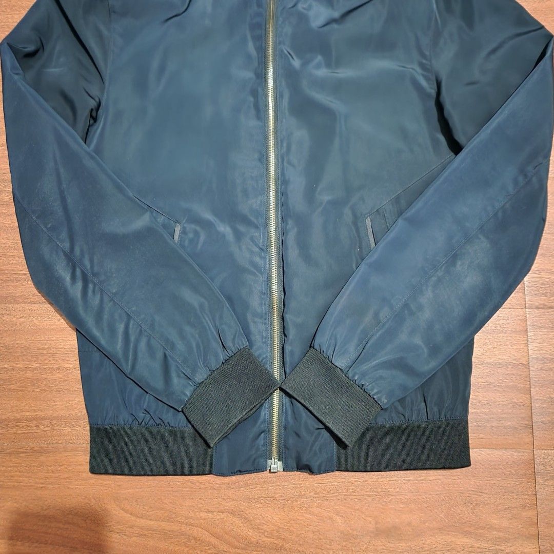 Zara Man Bomber Jacket Small (Category: Coats, Jackets and Outerwear) located in Imus. Submitted by dapperdude (Listing ID 1266764188, Image 2). Description: For sale Zara Man Bomber Jacket Size Small Perfect for office and everyday jacket Perfect look for slim guys Issue is that the jacket has a small tear inside, not noticeable on the outside Negotiable, just send me a pm Thank you!.