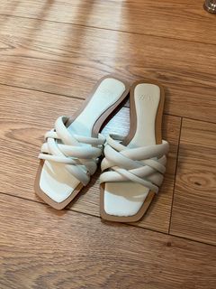 （分類：）位於 。 由 yucci_yuchi 提交（商品編號 1266639367，圖片 1）。簡介： 。