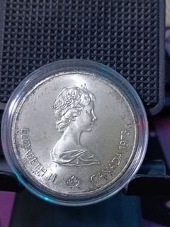 10 DOLLARS - ELIZABETH II (Montreal Skyline) Silver Coin