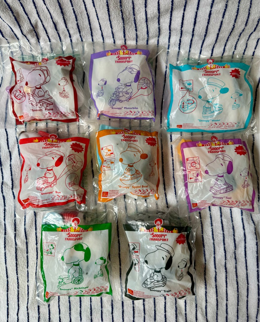 2004 McDonalds Snoopy Transport full set 麥當勞, 興趣及遊戲, 玩具 & 遊戲類 Carousell