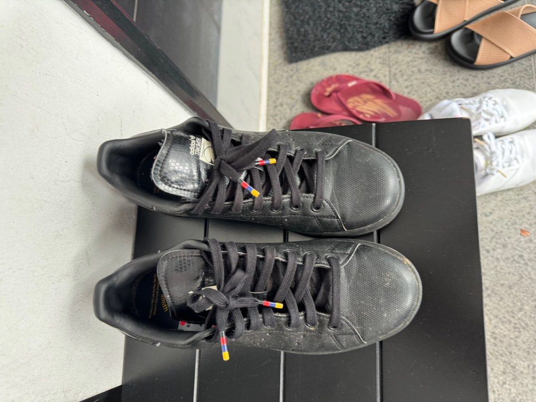 Stan smith limited edition black sales