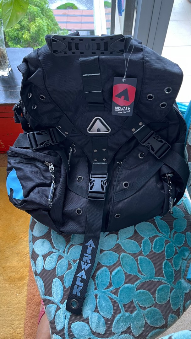 Airwalk Packpack Men S Fashion Bags Backpacks On Carousell