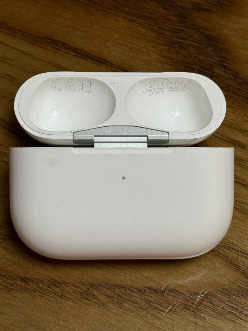 Apple airpods pro 2 lightning充電盒, 音響器材, 耳機- Carousell