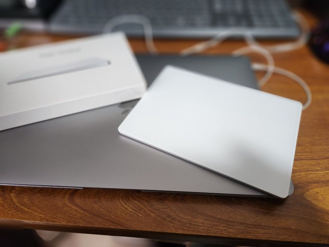 Apple Magic Trackpad 2 シルバー Apple Magic Trackpad 2 MJ2R2J/A