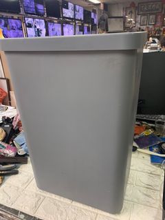 Ash Gray Plastic Trash Bin Large