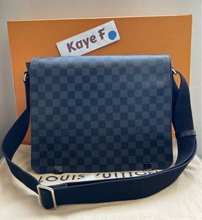 Shop Louis Vuitton Messenger (SAC MESSENGER, M57080) by Mikrie