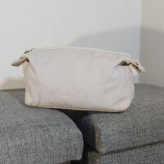 日本限定版小b化妝包