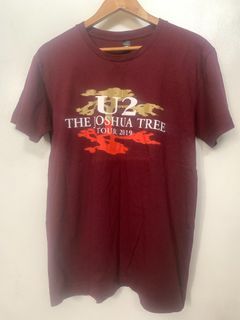 [B]	(Collectible) U2 The Joshua Tree 2019 Tour Maroon Shirt
