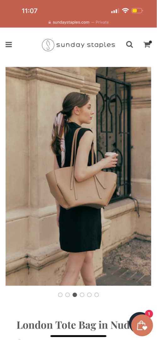 Staples tote outlet