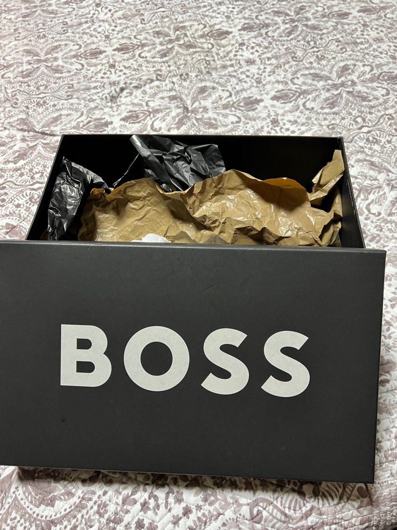 Hugo boss shoe hotsell box