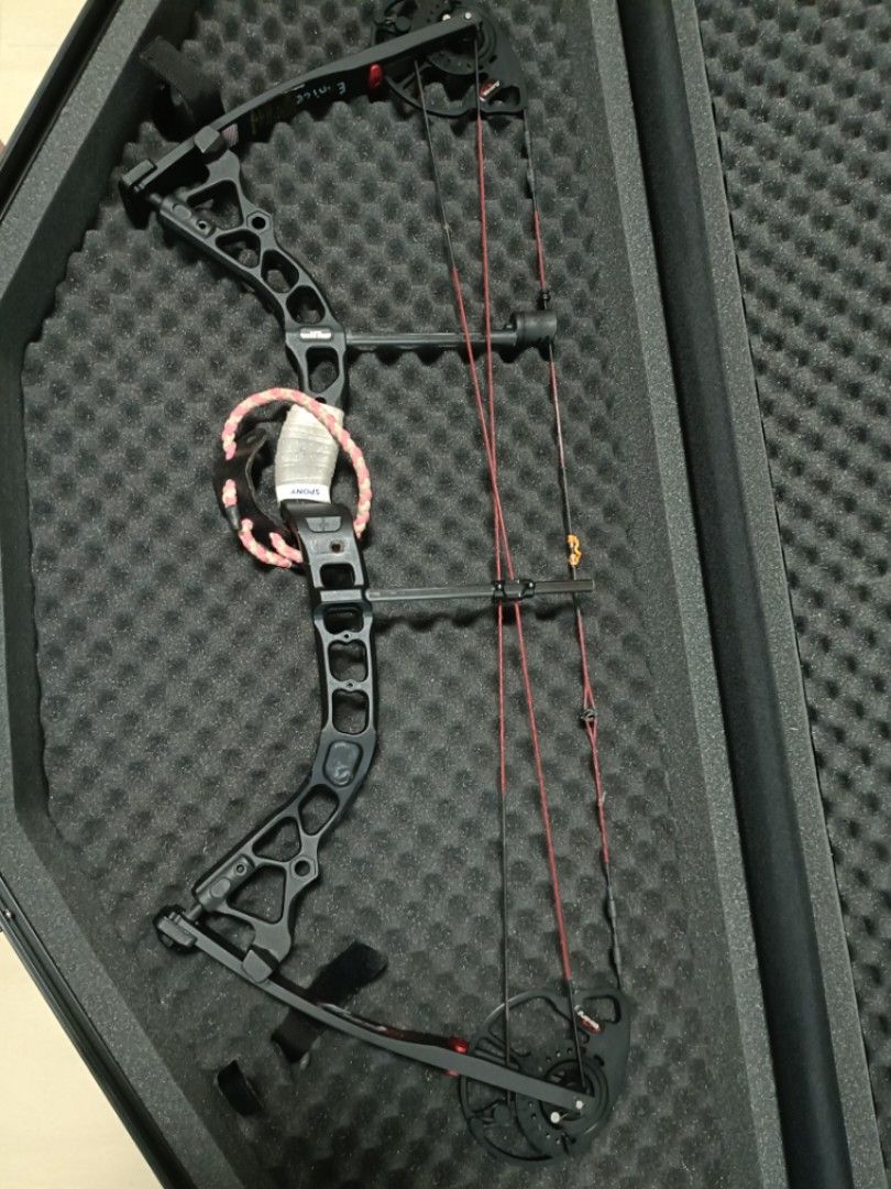 Bowtech fuel outlet